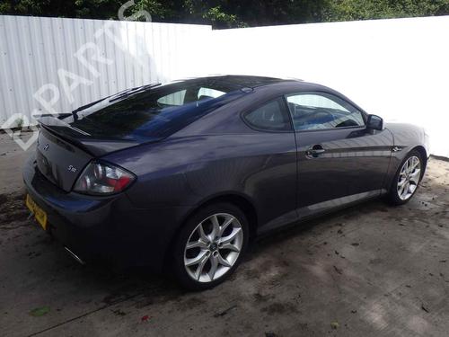 Left headlight HYUNDAI COUPE II (GK) 2.0 GLS | BP30090878C28 