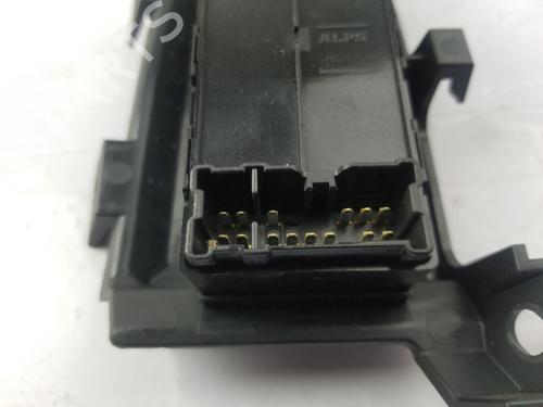Right front window switch TOYOTA GT 86 Coupe (ZN6_) 2.0 (ZN6AC_, ZN6BC_, ZN6K) | BP28307744I26 