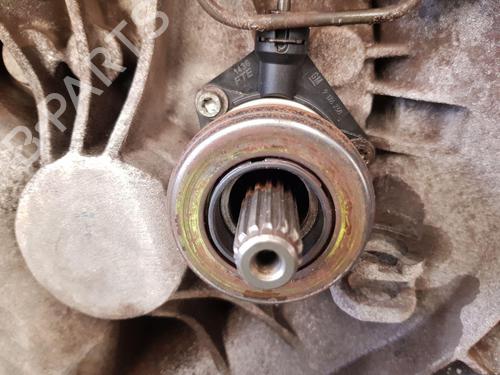 Gearbox VAUXHALL MERIVA A (X03) 1.4 16V Twinport | BP28572102M3