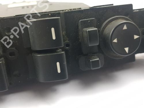 Right front window switch LAND ROVER RANGE ROVER III (L322) 3.0 D 4x4 | BP28175246I26 