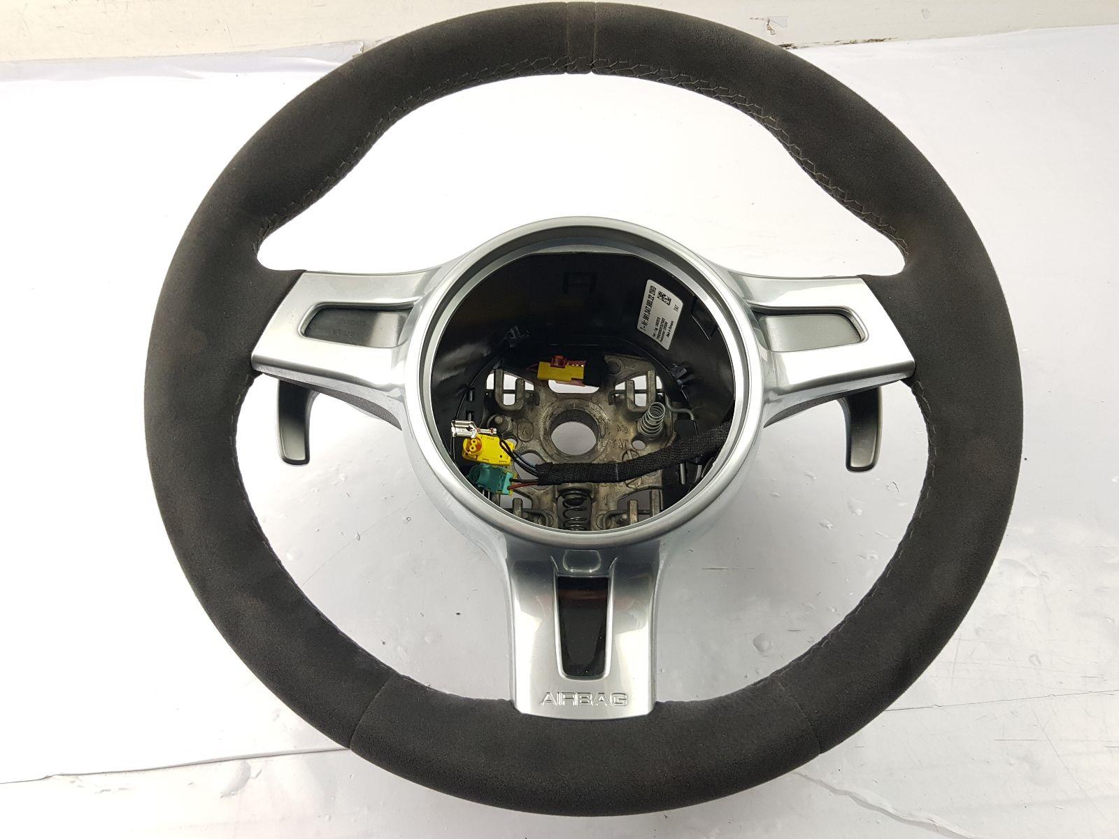 Steering wheel – Porsche 911 (991) 3.8 Carrera S / GTS (2012-2019)
