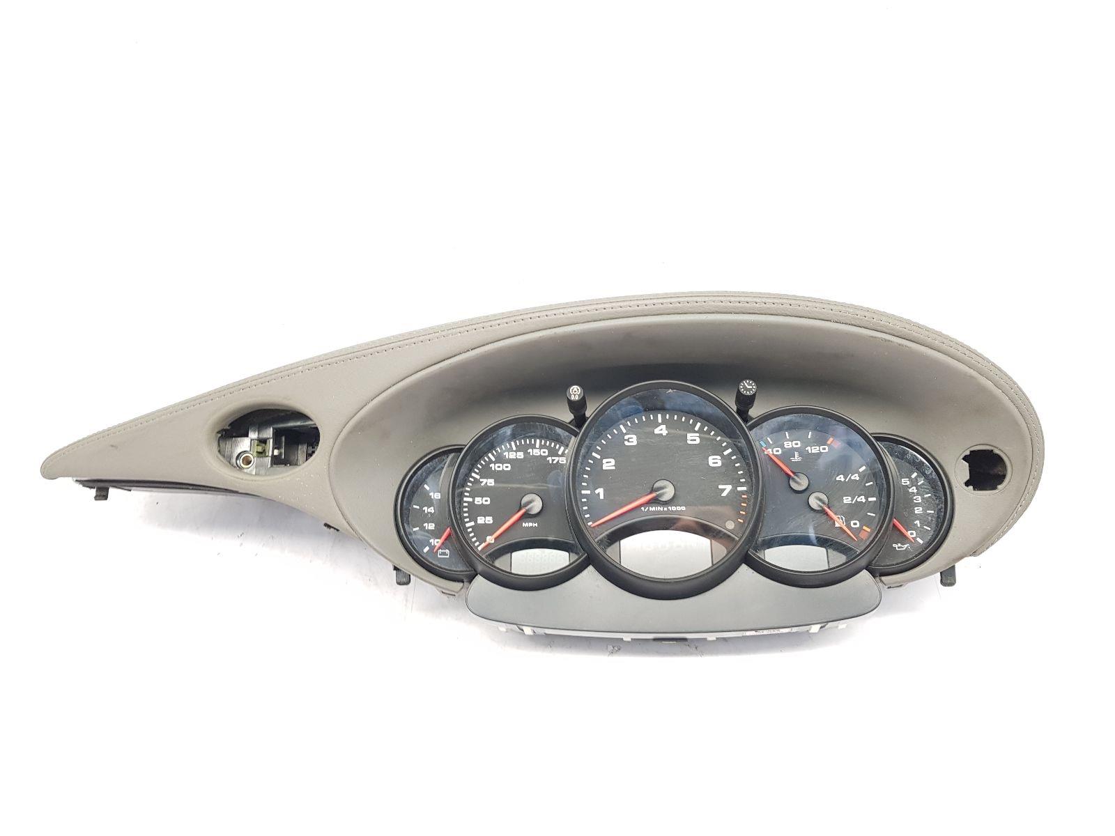 Instrument cluster – Porsche 911 Convertible (996) 3.4 Carrera (1998-2001)
