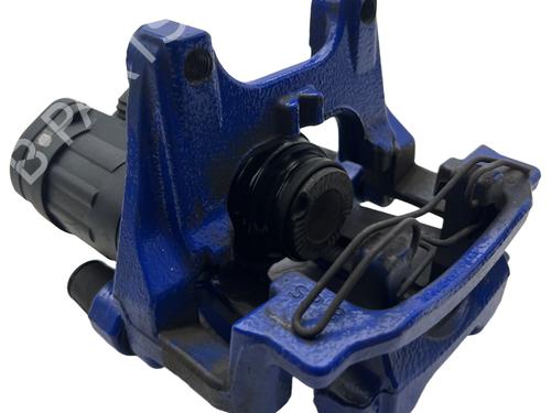 Left rear brake caliper VW GOLF VIII (CD1, DA1) 2.0 GTI | BP38982223M107 - Image 2