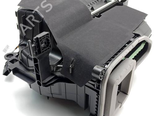 Used Heater blower motor Heater blower motor SKODA ENYAQ iV Coupe (5AC) 85 (286 hp) 35758286 35758286