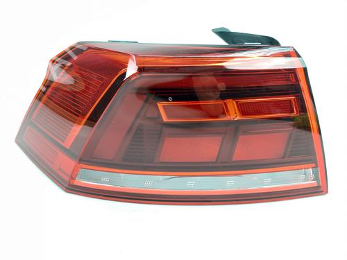 Left taillight VW PASSAT B8 (3G2, CB2) 2.0 TDI | BP34727810C34 - Image 5