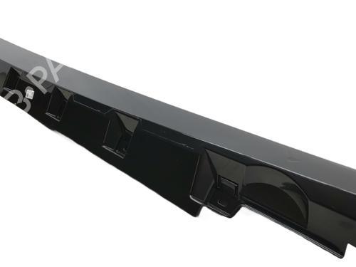 right-sideskirt-vw-passat-b8-3g2-cb2-2014-34729462 main image
