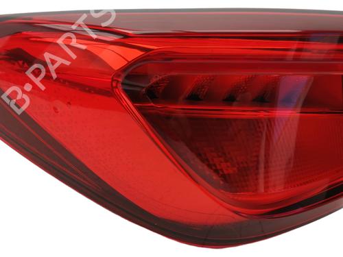Used Left taillight Left taillight 37066466 37066466