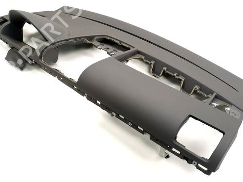 Used Dashboard Dashboard VW SHARAN VAN (7M_) 2.8 VR6 (7M8) (174 hp) 35758526 35758526