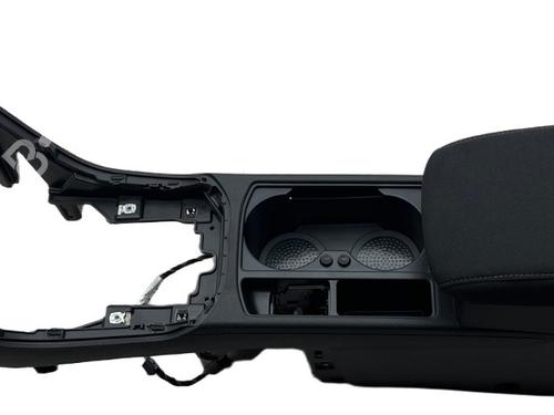 Middle console VW TOURAN (5T1) 1.2 TSI | BP36153783I22 - Image 3