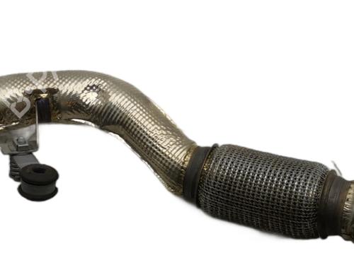 pipe-audi-a4-b8-8k2-2007-2008-2009-2010-2011-2012-2013-2014-2015-2016-2017-35762407 main image