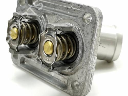 Used Thermostat housing Thermostat housing VW LT 28-46 II Van (2DA, 2DD, 2DH) 2.8 TDI (125 hp) 35758098 35758098