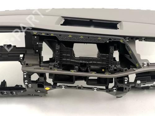 Used Dashboard Dashboard VW MULTIVAN T7 (STM, STN) 1.4 eHybrid (218 hp) 35760926 35760926