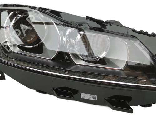 Used Right headlight Right headlight JAGUAR F-PACE (X761) 2.0 Ti4 AWD (250 hp) 34732565 34732565