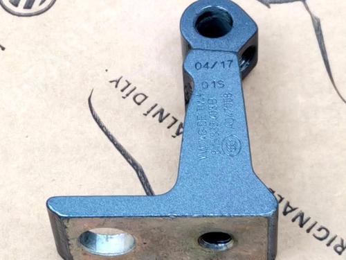 hingedoor-check-strap-audi-a3-8v1-8vk-2012-2013-2014-2015-2016-2017-2018-2019-2020-35760334 main image