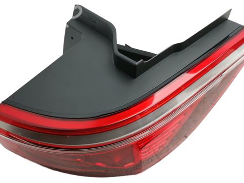 Right taillight VW MULTIVAN T7 (STM, STN) 1.5 eHybrid 4motion | BP34727663C35  - Image 9