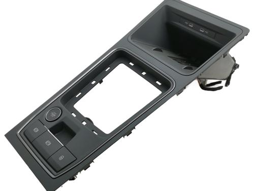 Used Middle console Middle console CUPRA LEON (KL1, KU1, KUG) 1.4 e-HYBRID (204 hp) 35764204 35764204