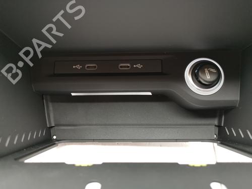 Mittelkonsole VW TOURAN (5T1) 1.2 TSI | BP36069193I22 - Image 6
