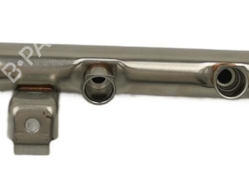 Injection rail AUDI A3 (8P1) 3.2 V6 quattro | BP34731252M98 - Image 3