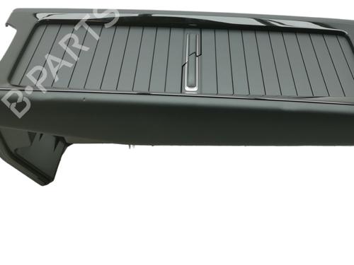 middle-console-vw-id7-tourer-ed5-2024-34731662 main image