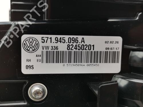 Right taillight VW TIGUAN (CT1) 2.0 TSI 4motion | BP37018330C35 - Image 9