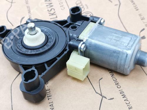 Left front window motor AUDI A4 B9 (8W2, 8WC) 2.0 TDI | BP35760137E21  - Image 6