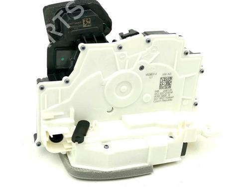 front-right-lock-audi-e-tron-sportback-gea-2019-34727093 main image