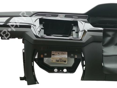 Used Dashboard Dashboard VW TOURAN VAN (5T1) 2.0 TDI (122 hp) 35761978 35761978