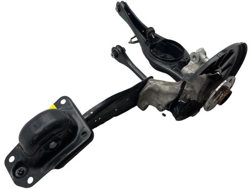 Left rear steering knuckle CUPRA FORMENTOR (KM7, KMP) 2.0 TSI 4Drive | BP37168533M27 - Image 2