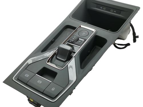 Used Middle console Middle console CUPRA FORMENTOR (KM7, KMP) 1.4 e-Hybrid (150 hp) 36692729 36692729