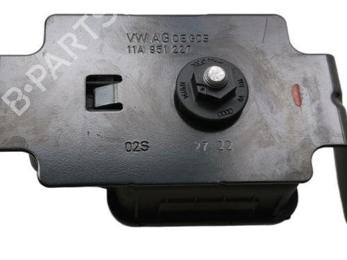 horn-vw-id7-ed2-2023-35761196 main image