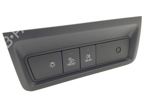 Used Headlight switch Headlight switch VW TOUAREG (CR7, RC8) 3.0 TDI 4motion (286 hp) 35757131 35757131