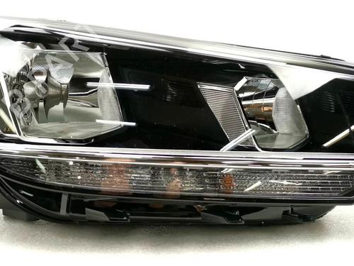 Right headlight VW TOURAN VAN (5T1) 2.0 TDI | BP34726720C29 - Image 9