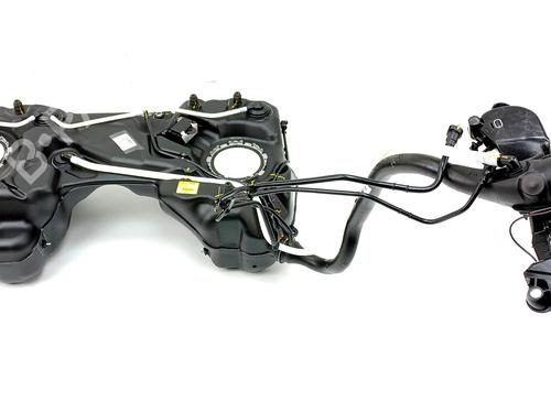Used Fuel tank Fuel tank AUDI Q3 (8UB, 8UG) 2.0 TFSI quattro (200 hp) 35757181 35757181