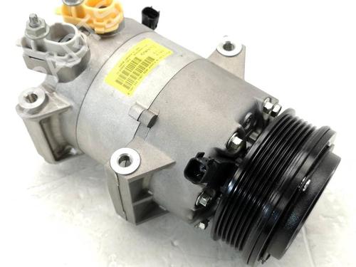 Used AC compressor AC compressor FORD KUGA I 2.0 TDCi 4x4 (163 hp) 35760696 35760696