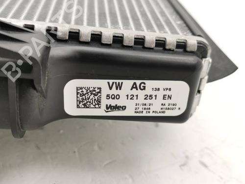 Water radiator VW GOLF VII Van (5G1) 1.6 TDi | BP34728785M31 - Image 12