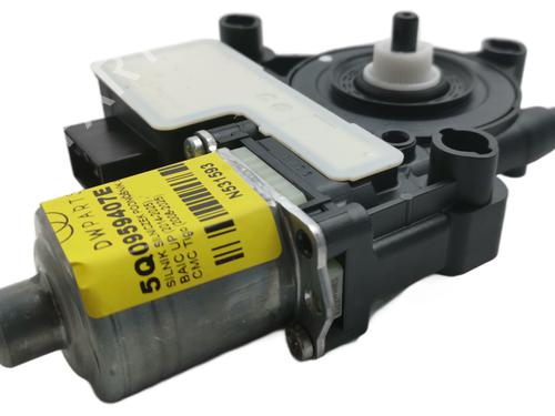 Left front window motor SEAT ATECA (KH7, KHP) 2.0 TDI | BP35761982E21 - Image 3