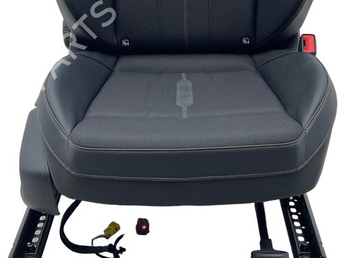 Right front seat CUPRA LEON Sportstourer (KL8, KU8, KUD) 2.0 TSI 4Drive | BP37755942C16 - Image 4