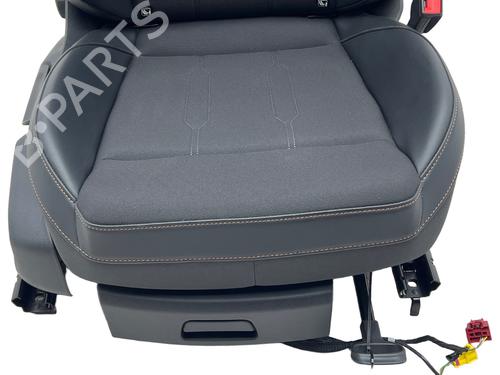 Right front seat CUPRA LEON (KL1, KU1, KUG) 1.5 TSI | BP37628451C16 - Image 4