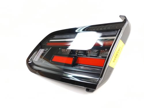 Right taillight VW ARTEON (3H7, 3H8) 1.5 TSi | BP34727991C35 - Image 3