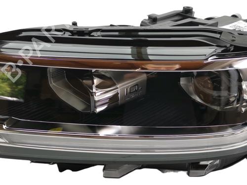 left-headlight-vw-t-roc-convertible-ac7-ac8-2019-37066409 main image