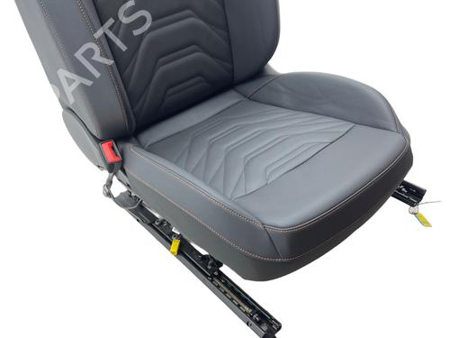 Left front seat CUPRA FORMENTOR (KM7, KMP) 2.0 TSI 4Drive | BP36403045C15 - Image 4