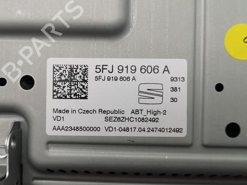 Display SEAT ATECA (KH7, KHP) 1.4 TSI 4Drive | BP37257394C48 - Image 10