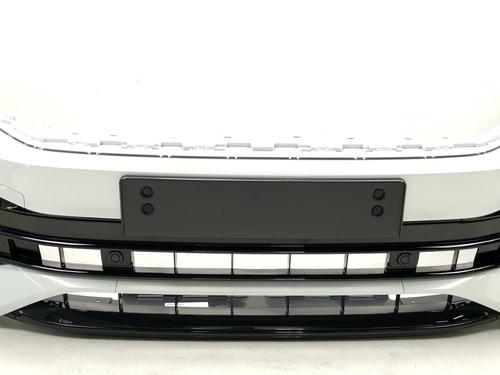 Used Front bumper Front bumper 35758776 35758776