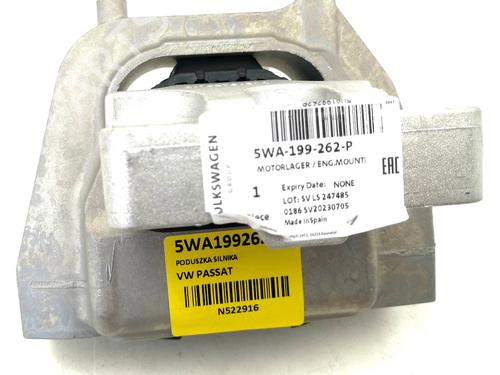 Used Engine mount Engine mount VW PASSAT B1 (32) 1.6 (75 hp) 35759825 35759825
