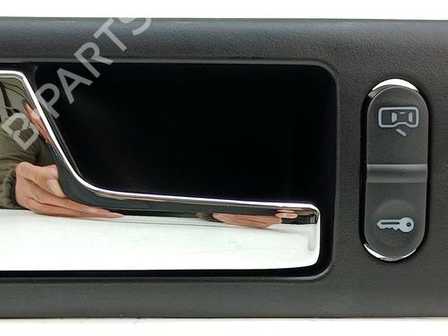 Used Interior handle Interior handle VW GOLF IV Van (1J1) 1.9 TDI (110 hp) 35757371 35757371
