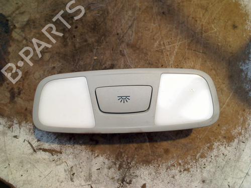 Luz interior AUDI A1 Sportback (8XA, 8XF) 1.0 TFSI (95 hp) 31978497