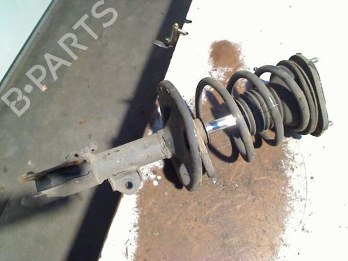 Amortisseur avant droit TOYOTA VERSO (_R2_) 1.6 D4-D (WAR20_) (112 hp) 33021974