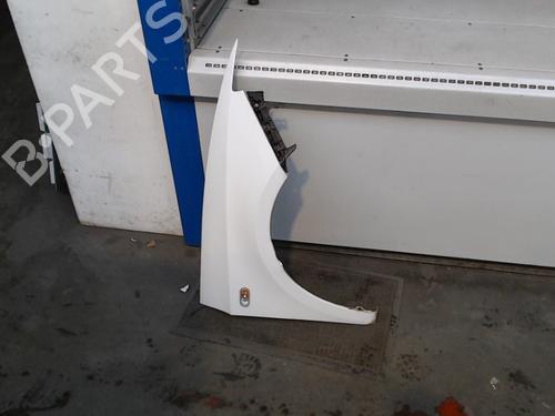 Used Right front fenders SEAT IBIZA IV (6J5, 6P1) 1.2 (60 hp) 25020737
