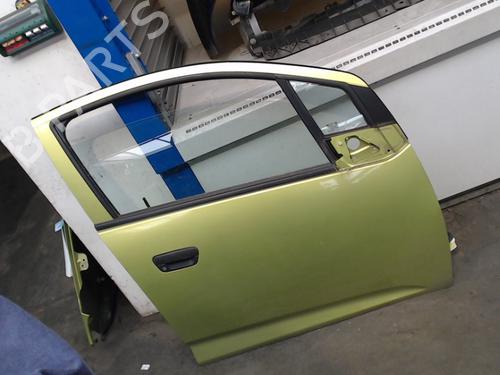 Used Right front door CHEVROLET SPARK (M300) 1.0 (68 hp) 26896690