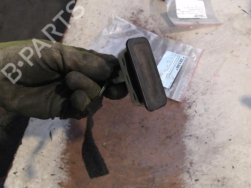 Used Switch RENAULT CLIO III (BR0/1, CR0/1) 1.2 16V (BR02, BR0J, BR11, CR02, CR0J, CR11) (75 hp) 23185625